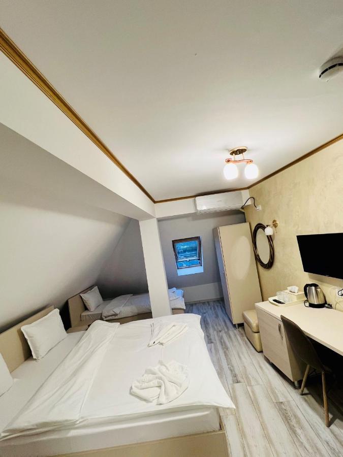 Hotel Marina srl Bucarest Esterno foto